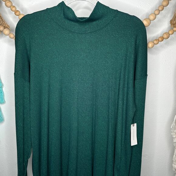 NEW Anthropologie Vanessa Virgnia Green Shimmer Metallic Knit Tunic - Picture 1 of 7